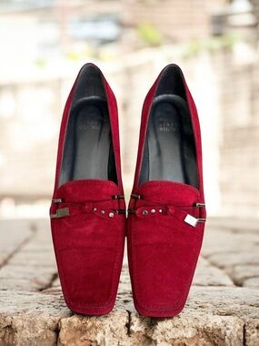 Stuart Weitzman Pumps Kitten Heel Red Suede Leather